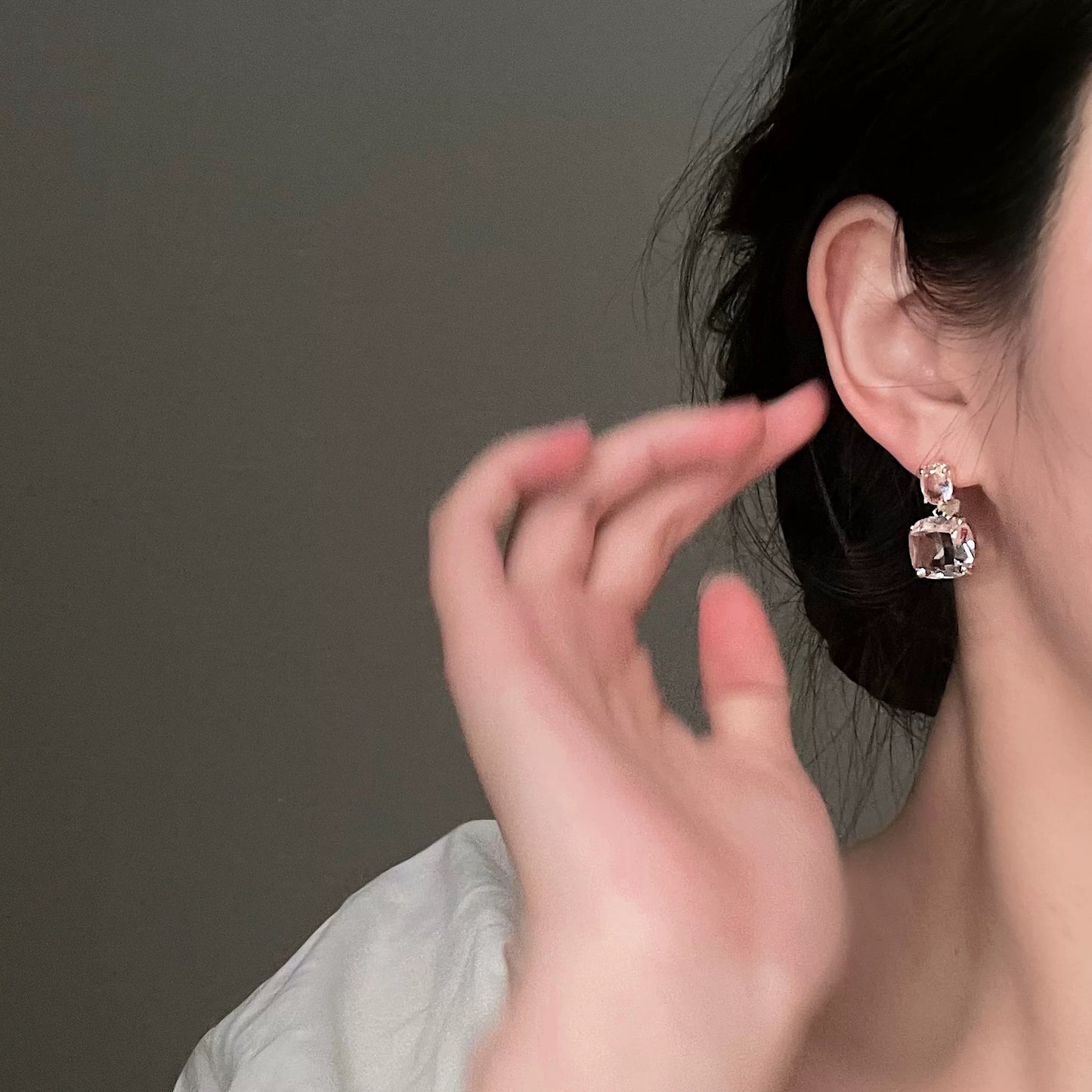 Fashion Transparent Mosquito Coil Ear Clip Women